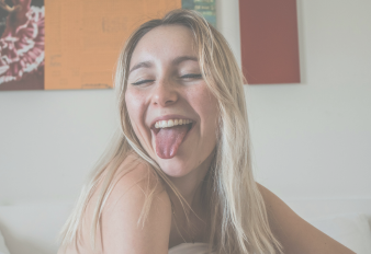 ¿Por qué usar un raspador de lengua de cobre?